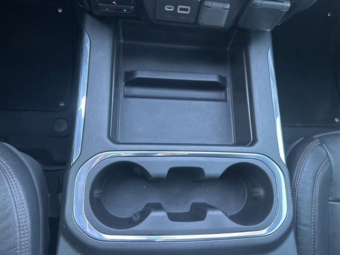 Used 2022 GMC Sierra 2500 AT4 image 6