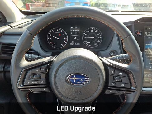 Used 2025 Subaru Crosstrek 2.5i Limited AWD/4WD image 21