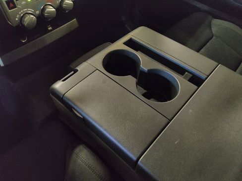 Used 2018 Toyota Tundra SR image 26