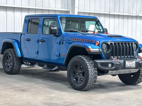 Used 2023 Jeep Gladiator Mojave w/ LED Lighting Group AWD/4WD image 9