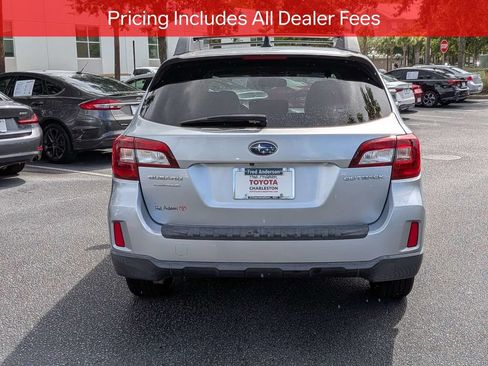 Used 2016 Subaru Outback 2.5i Limited AWD/4WD image 5