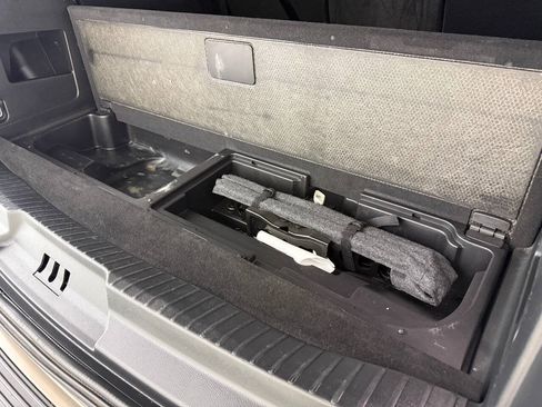 Used 2018 Ford Expedition Limited RWD image 75