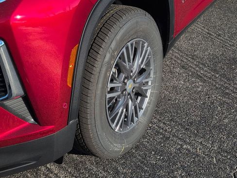 New 2026 Chevrolet Traverse LT w/ Enhanced Driving Package FWD image 33