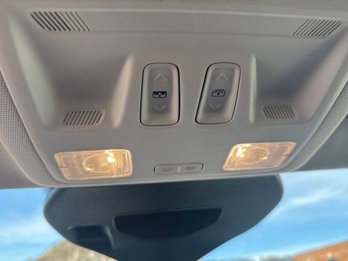 Used 2024 Ford Escape Active w/ Tech Pack #1 AWD/4WD image 19