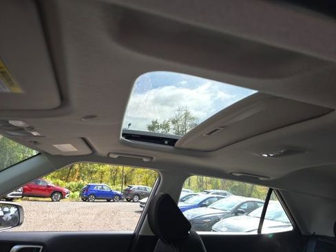 New 2026 Hyundai Venue SEL image 7