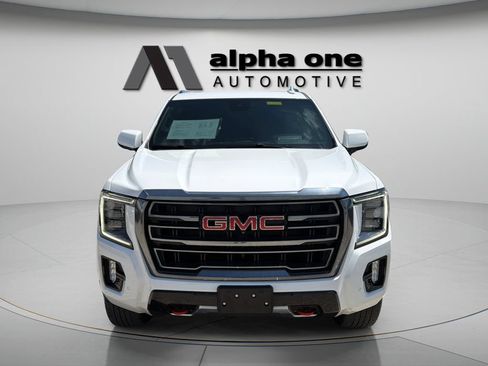 Used 2023 GMC Yukon AT4 w/ AT4 Premium Package AWD/4WD image 2