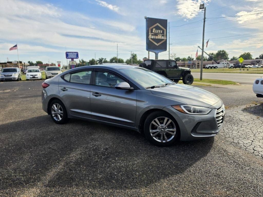 Used 2018 Hyundai Elantra SEL w/ Winter Weather Package FWD image 5