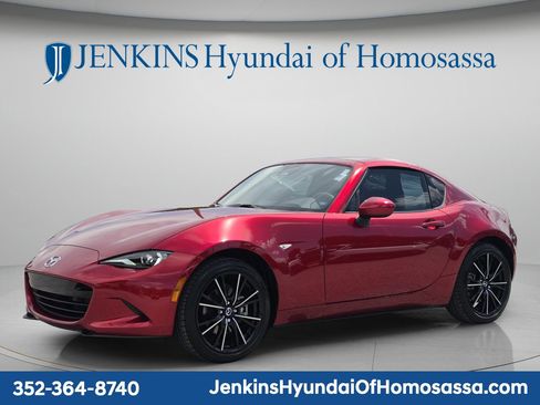 Used 2025 MAZDA MX-5 Miata RF Grand Touring w/ Weather Package RWD image 9