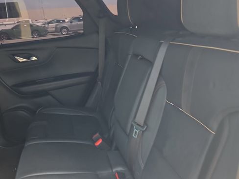 Used 2024 Chevrolet Blazer Premier w/ Enhanced Convenience Package FWD image 13