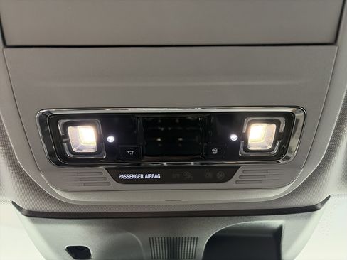 Used 2022 Lincoln Corsair Reserve w/ Sport Package image 33