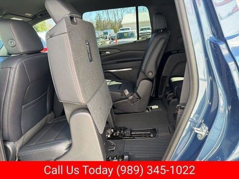 New 2026 Chevrolet Traverse LT w/ Driver Confidence Package FWD image 30