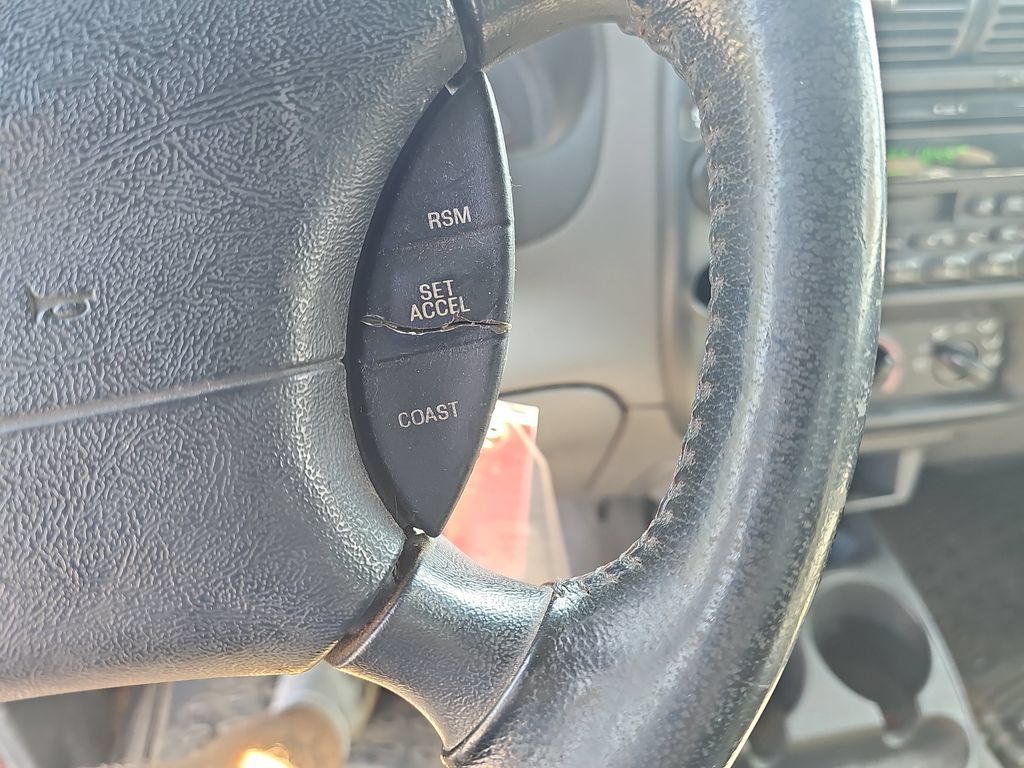 Used 2000 Ford Ranger XL AWD/4WD image 22