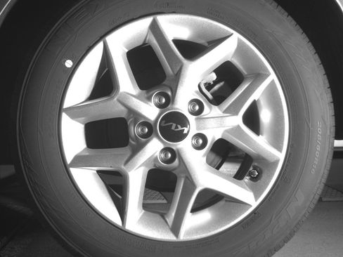 Used 2025 Kia Soul LX w/ LX Technology Package image 14