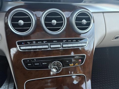 Used 2015 Mercedes-Benz C 300 4MATIC Sedan image 35