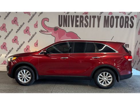 Used 2018 Kia Sorento FWD V6 image 8