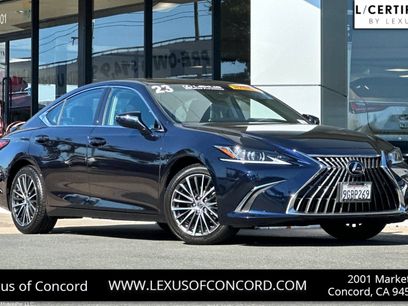 Certified 2023 Lexus ES 300h w/ Premium Package