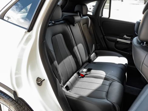 Used 2022 Mercedes-Benz GLA 250 image 36