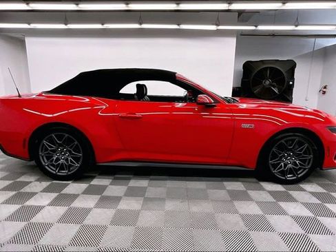 Used 2025 Ford Mustang GT Premium w/ GT Performance Package RWD image 16