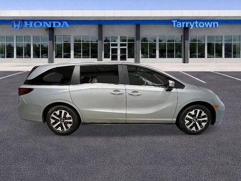 New 2026 Honda Odyssey EX-L image 7