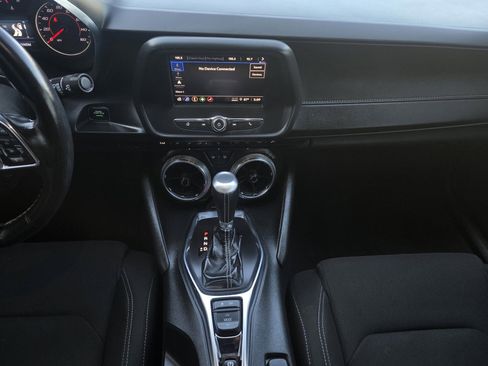 Used 2023 Chevrolet Camaro LT RWD image 8