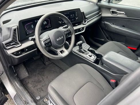 Certified 2023 Kia Sportage LX image 13