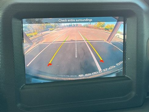 Used 2020 Jeep Wrangler Unlimited Sport image 29