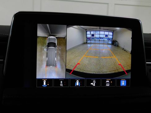 Used 2024 Chevrolet Tahoe Premier w/ Premium Package image 48