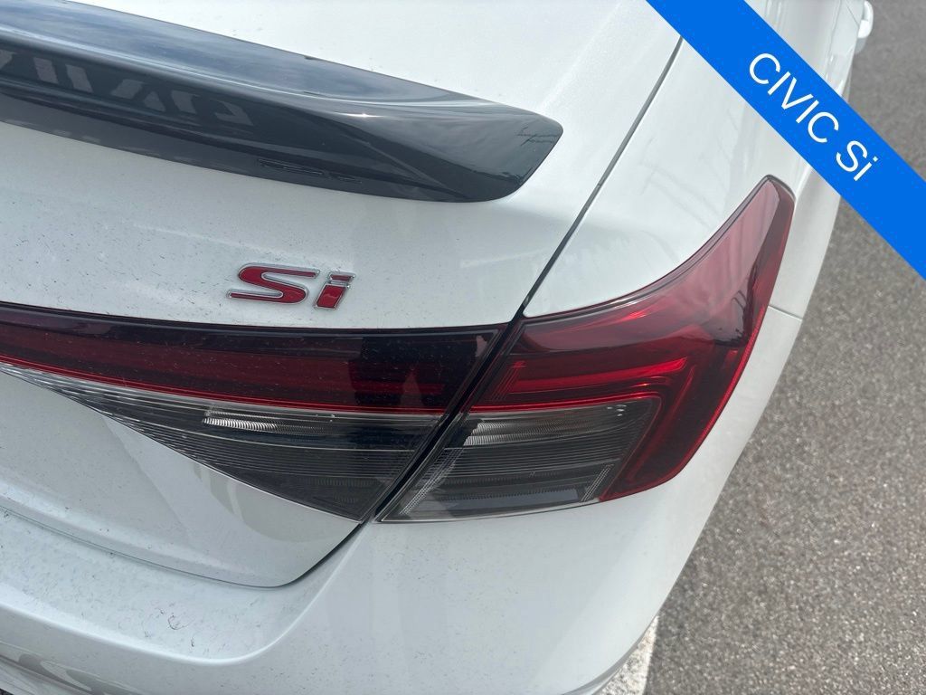 Used 2026 Honda Civic Si image 5
