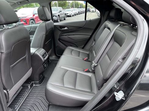 Used 2021 Chevrolet Equinox Premier AWD/4WD image 14