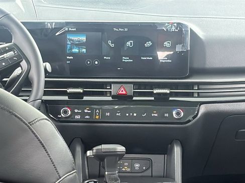 New 2026 Kia Sportage EX image 17