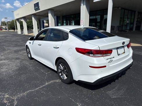 Used 2019 Kia Optima LX FWD image 8