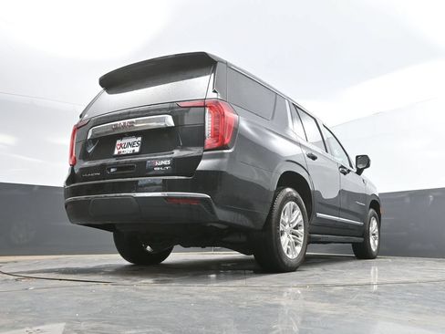 Used 2024 GMC Yukon SLT AWD/4WD image 41