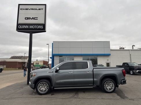 Used 2019 GMC Sierra 1500 Denali w/ Denali Ultimate Package AWD/4WD image 2