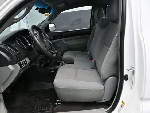 Used 2012 Toyota Tacoma 2WD Regular Cab image 10