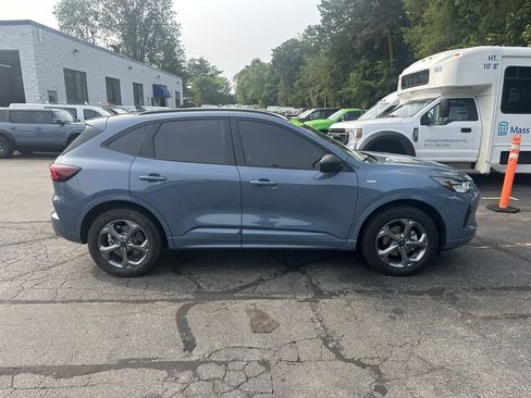 Used 2024 Ford Escape ST-Line w/ Tech Pack #1 image 4