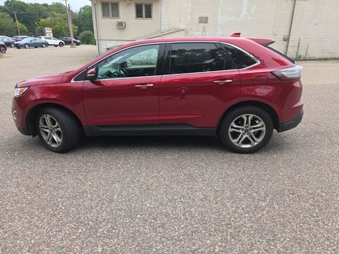 Used 2015 Ford Edge Titanium w/ Technology Package AWD/4WD image 7