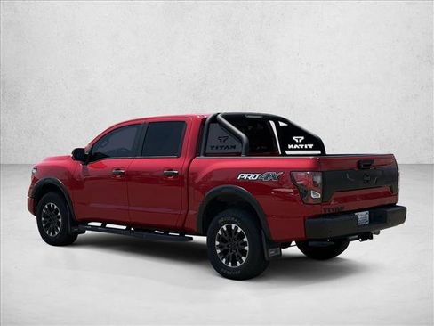 Used 2021 Nissan Titan PRO-4X w/ Pro-4x Convenience Package AWD/4WD image 7