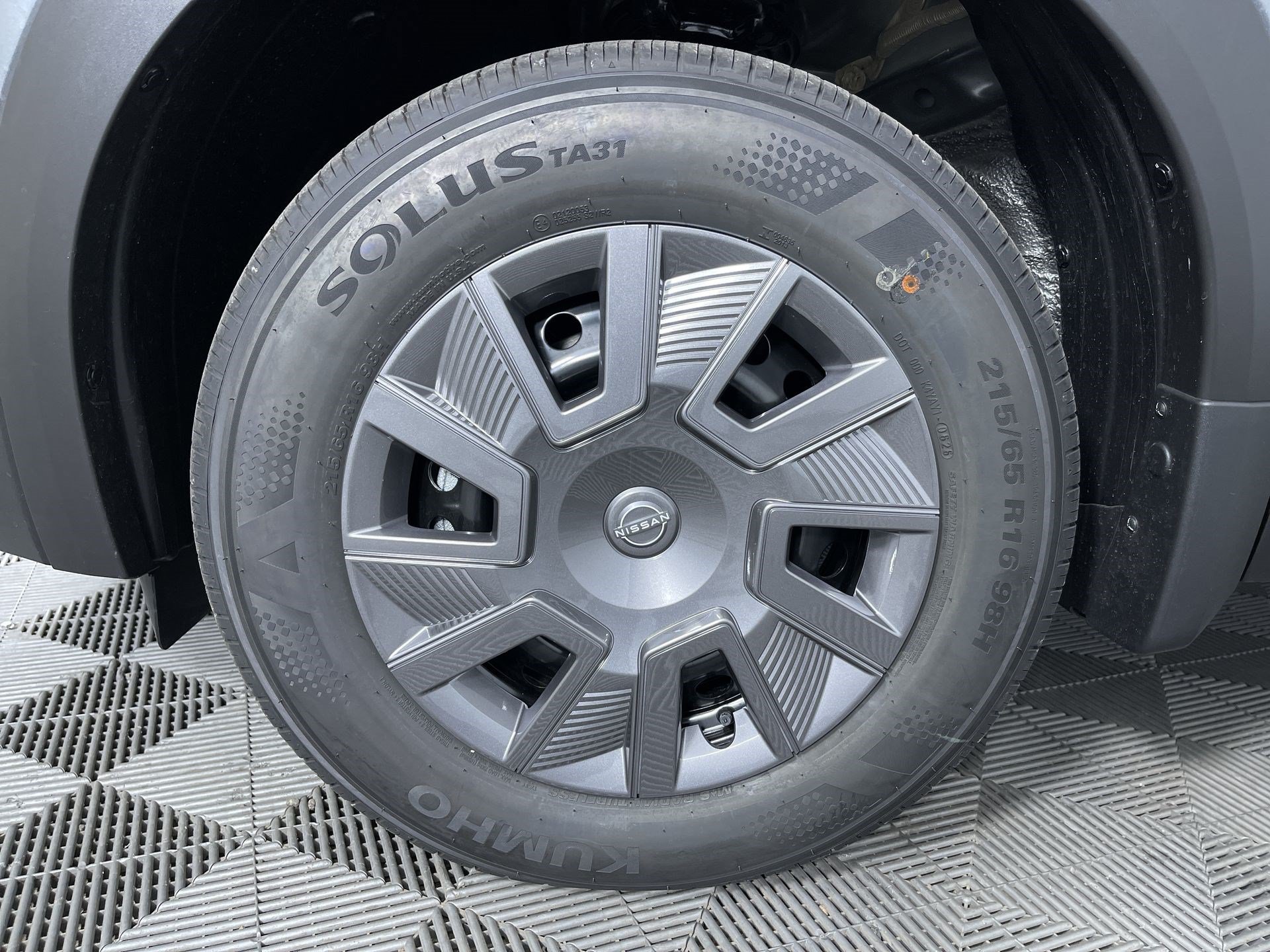 Certified 2026 Nissan Kicks S AWD/4WD image 23