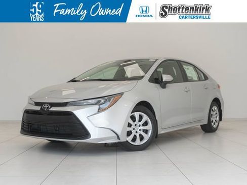 Used 2023 Toyota Corolla LE w/ Carpet Mat Package (TMS) FWD image 1