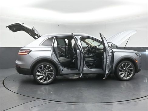 Certified 2022 Lincoln Nautilus Reserve w/ Equipment Group 201A image 50