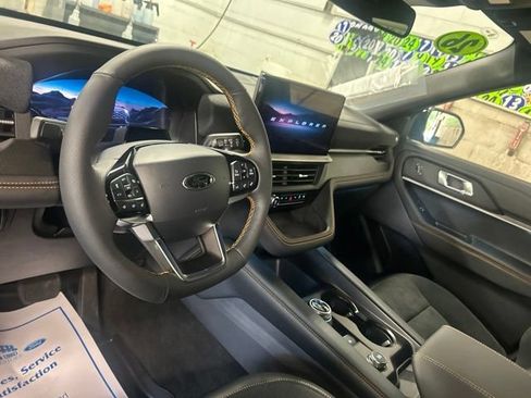 Used 2026 Ford Explorer Tremor w/ Tremor Convenience Package AWD/4WD image 15