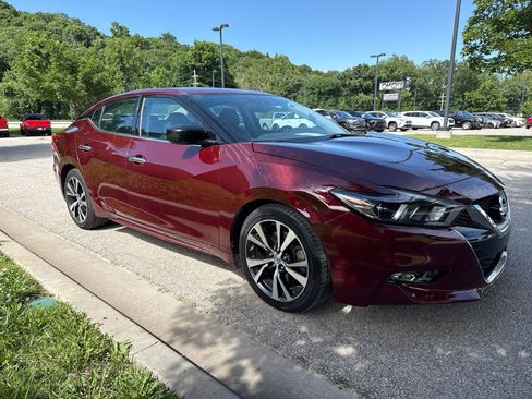 Used 2016 Nissan Maxima 3.5 S FWD image 3
