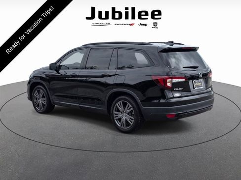 Used 2022 Honda Pilot Sport image 4