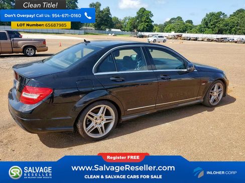 Used 2012 Mercedes-Benz C 250 Sedan image 4