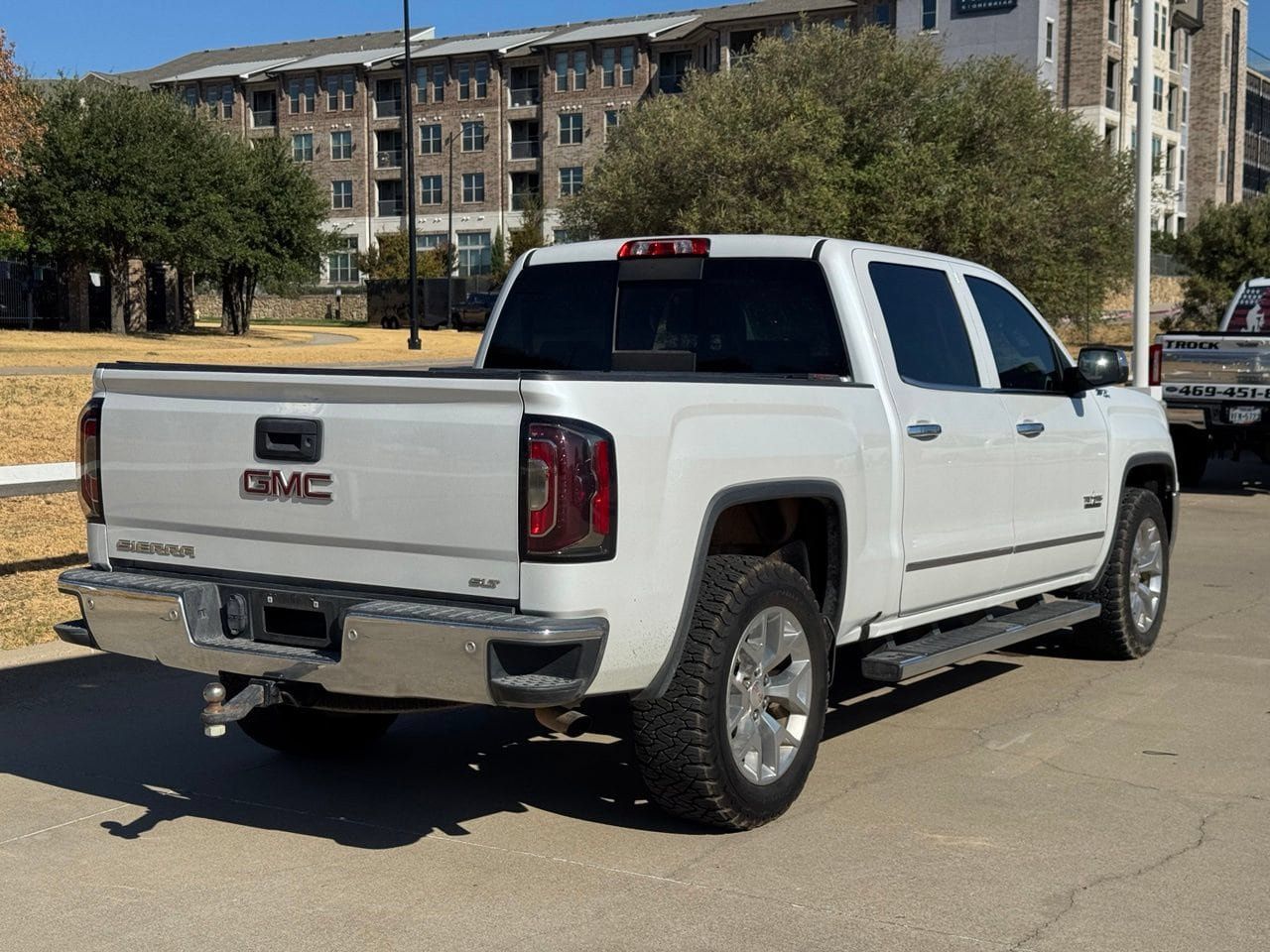 Used 2018 GMC Sierra 1500 SLT w/ Texas SLT Premium Package AWD/4WD image 4