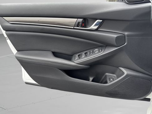 Used 2022 Honda Accord Sport image 27