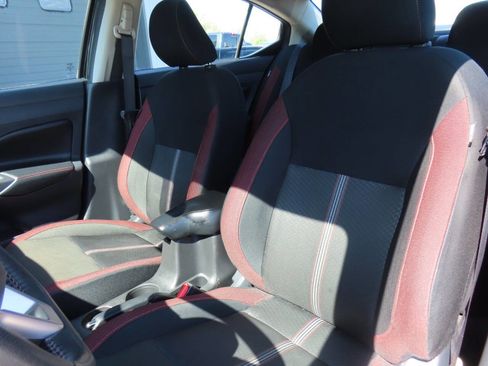 Used 2024 Nissan Versa SR FWD image 44