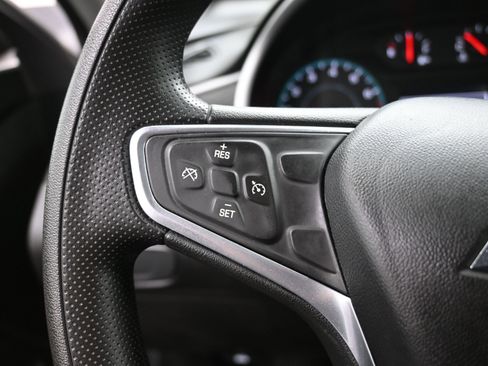 Used 2022 Chevrolet Malibu LT image 37