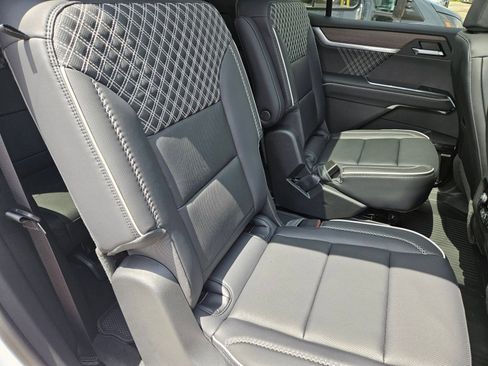 New 2026 GMC Acadia Denali FWD image 30
