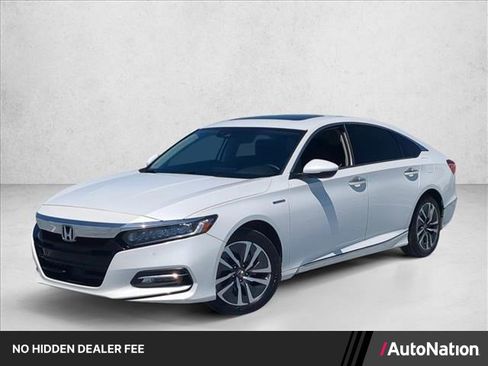 Used 2018 Honda Accord Touring image 1